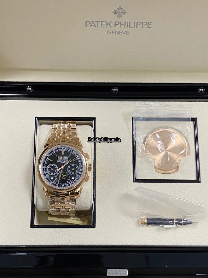 Alternative view of Patek Philippe Perpetual Calendar 5270/1r-001 41MM Rose Gold Case Manual Winding