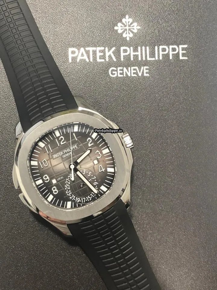 Patek Philippe Aquanaut 5164a-001 40.8MM Steel Case Automatic