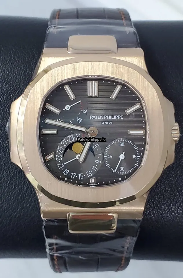 Patek Philippe Nautilus 5712r-001 40x38MM Rose Gold Case Automatic