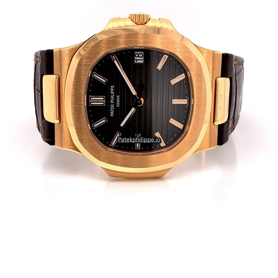 Alternative view of Patek Philippe Nautilus 5711r 40MM Rose Gold Case Automatic