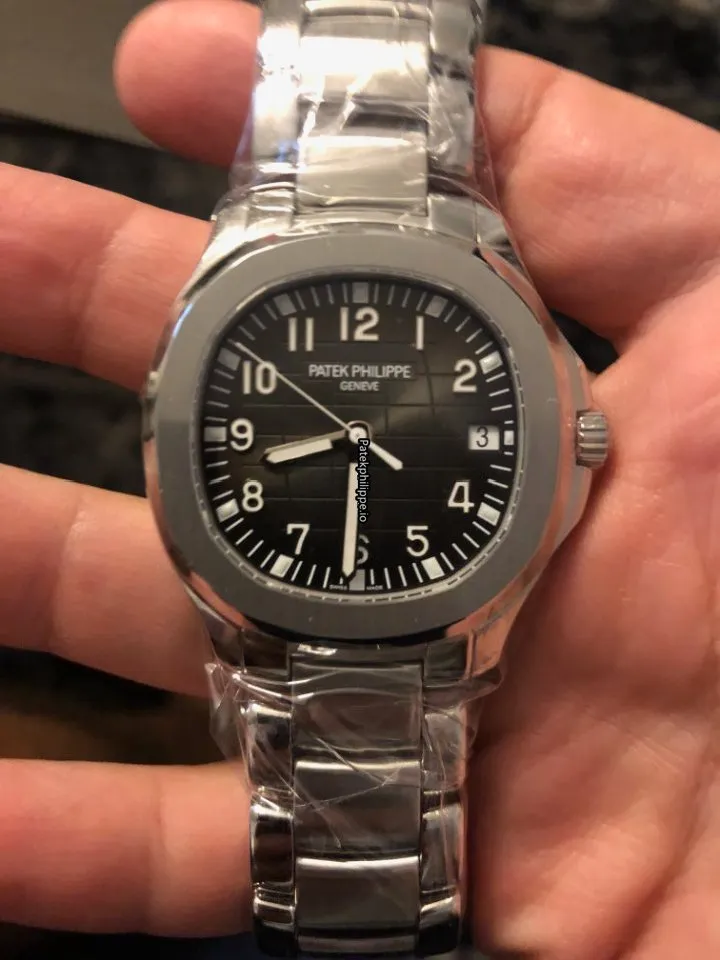 Alternative view of Patek Philippe Aquanaut 5167/1a-001 40MM Steel Case Automatic