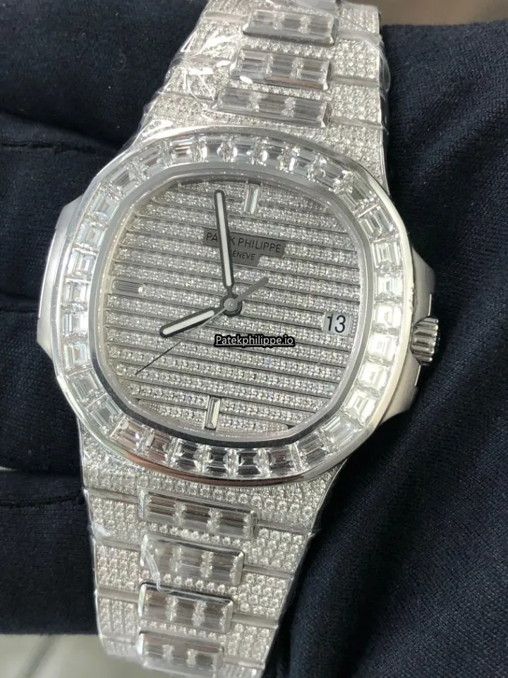 Patek Philippe Nautilus 5719/1g-001 White Gold Case Automatic