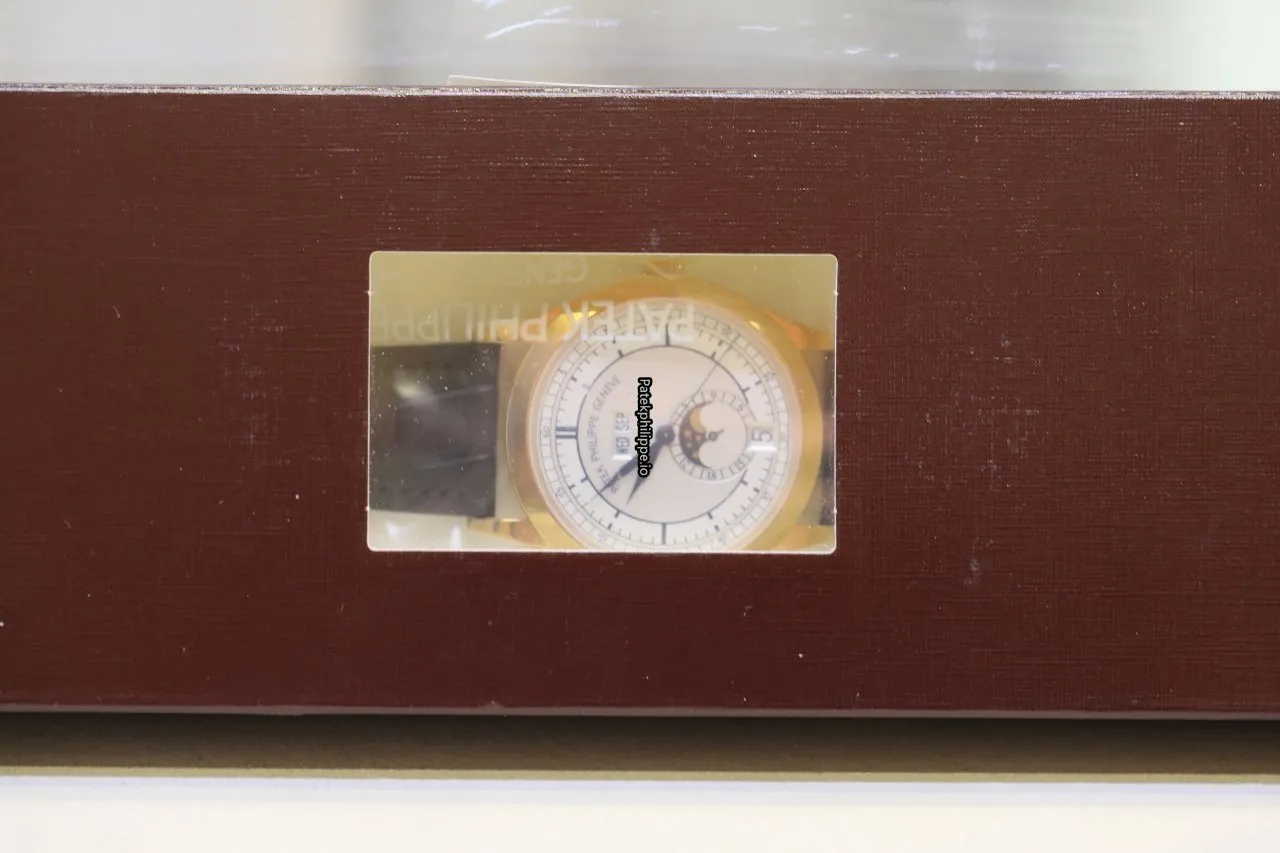 Alternative view of Patek Philippe Annual Calendar 5396r-001 38MM Rose Gold Case Automatic