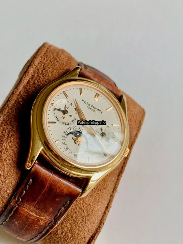Alternative view of Patek Philippe Perpetual Calendar 3940r-011 36MM Rose Gold Case Automatic
