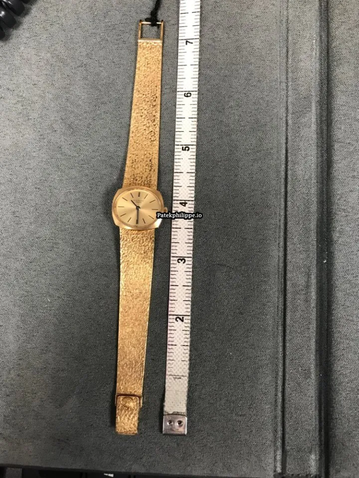 Alternative view of Patek Philippe 25x20MM Yellow Gold Case Manual Winding