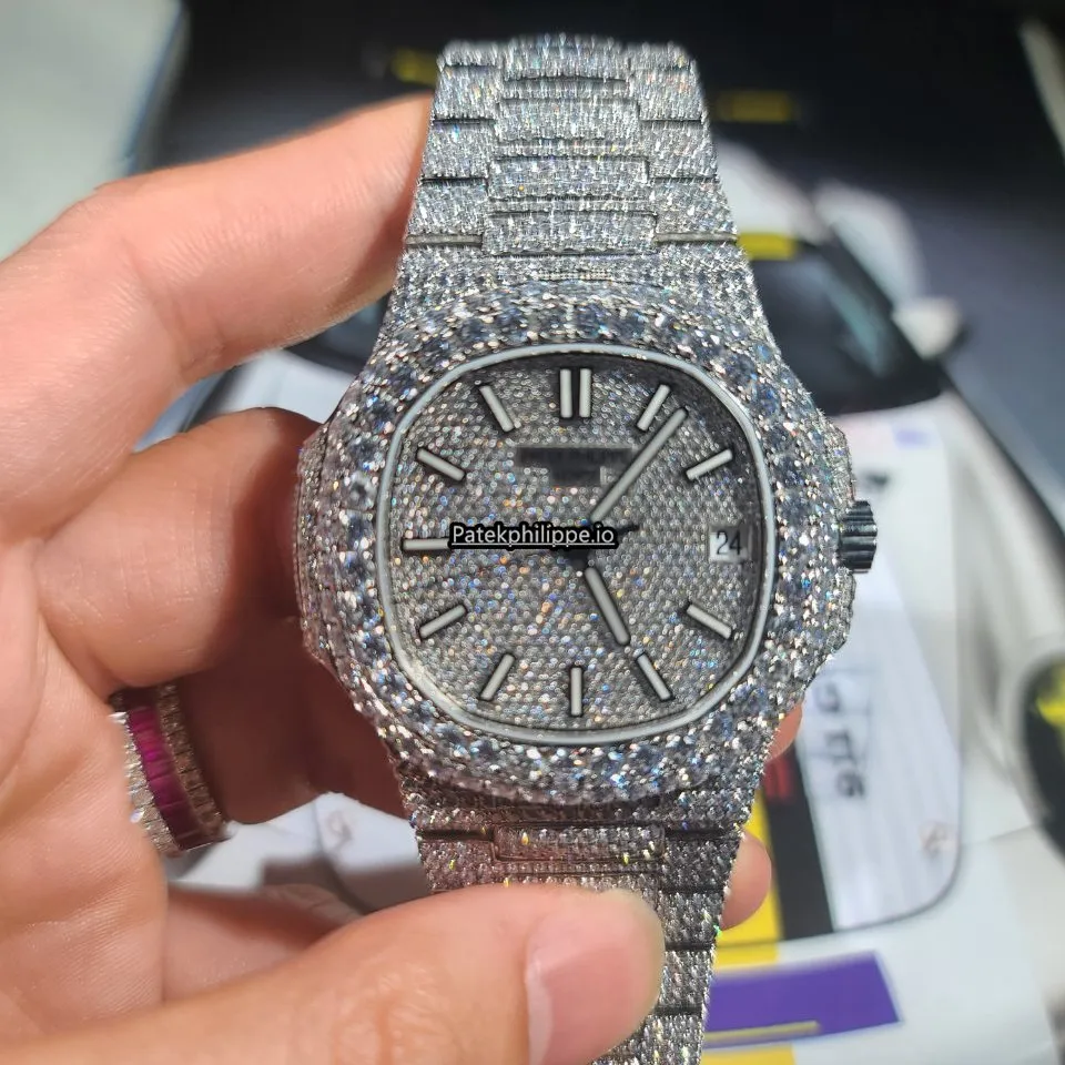 Patek Philippe Nautilus 5711 40x38MM White Gold Case Automatic
