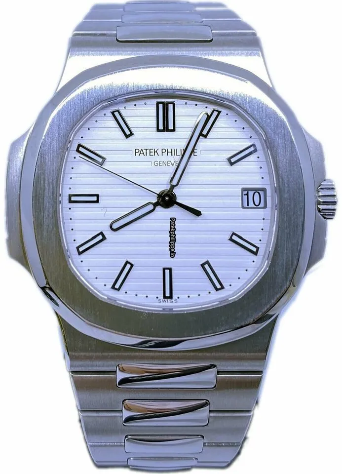 Patek Philippe Nautilus 5711/1a-011 40MM Steel Case Automatic