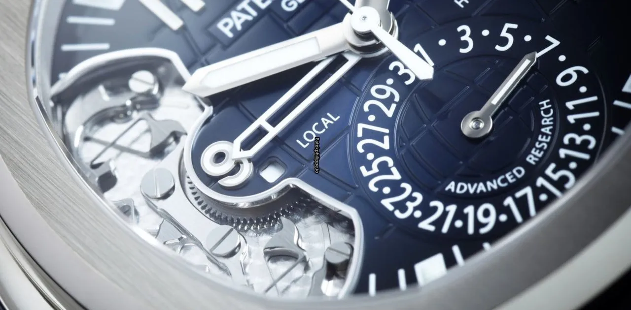 Alternative view of Patek Philippe Aquanaut 5650g 41MM White Gold Case Automatic
