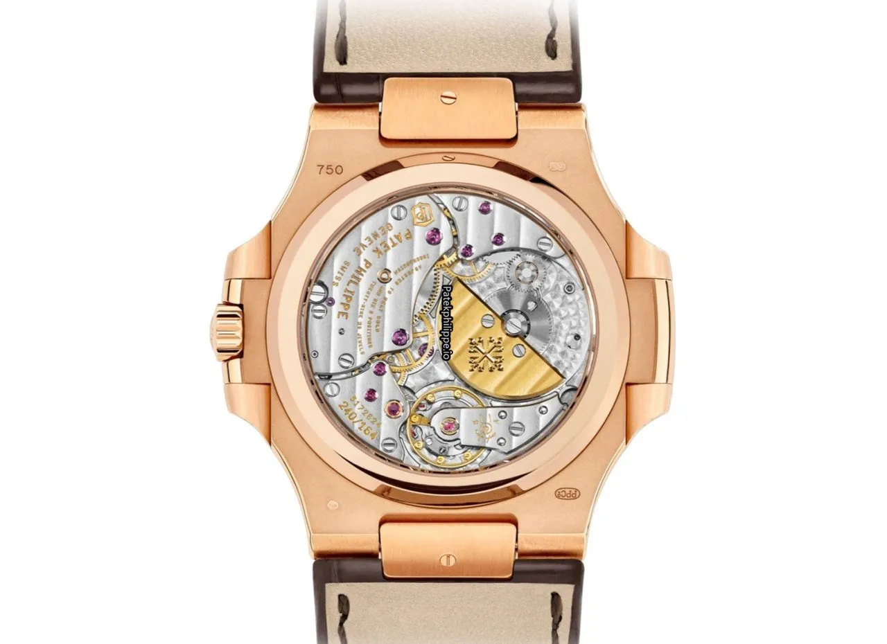 Alternative view of Patek Philippe Nautilus 5712r-001 40MM Rose Gold Case Automatic