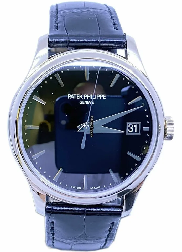 Patek Philippe Calatrava 5227g-010 39MM White Gold Case Automatic