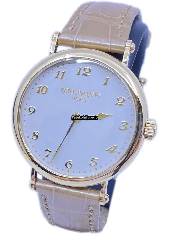 Alternative view of Patek Philippe Calatrava 7200r-001 34MM Rose Gold Case Automatic