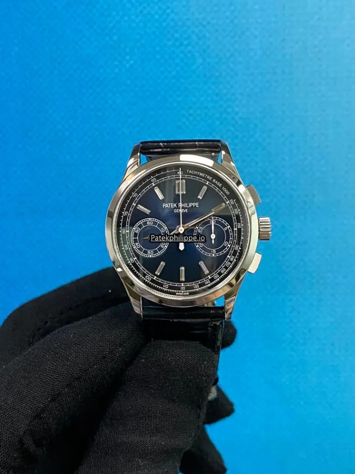 Alternative view of Patek Philippe Chronograph 5170p-001 39.4MM Platinum Case Manual Winding