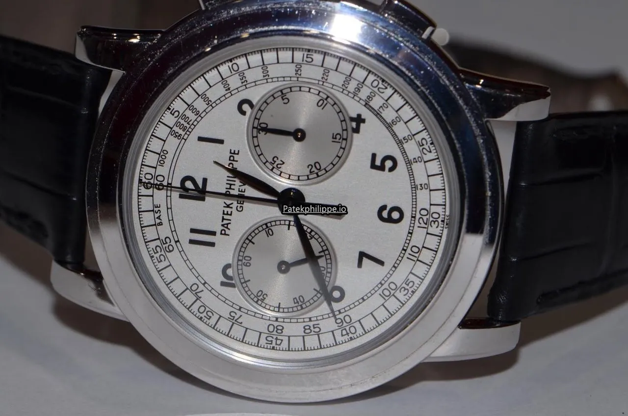 Patek Philippe Chronograph 5070g 42MM White Gold Case Automatic