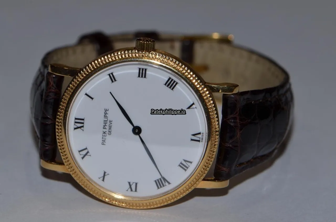 Alternative view of Patek Philippe Calatrava 3992j 34MM Yellow Gold Case Automatic