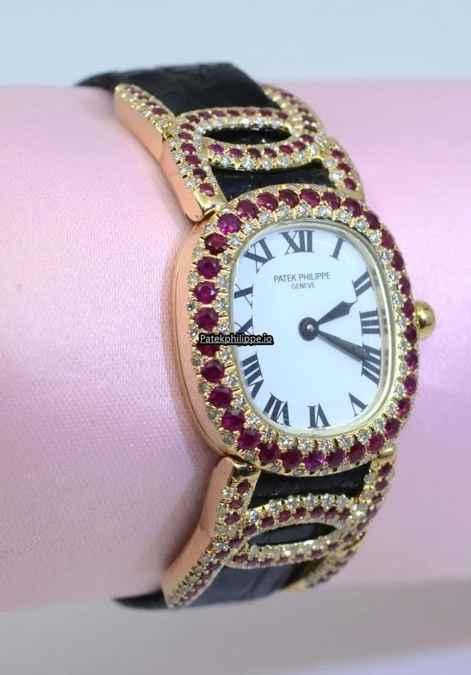 Alternative view of Patek Philippe Golden Ellipse Yellow Gold Case Quartz