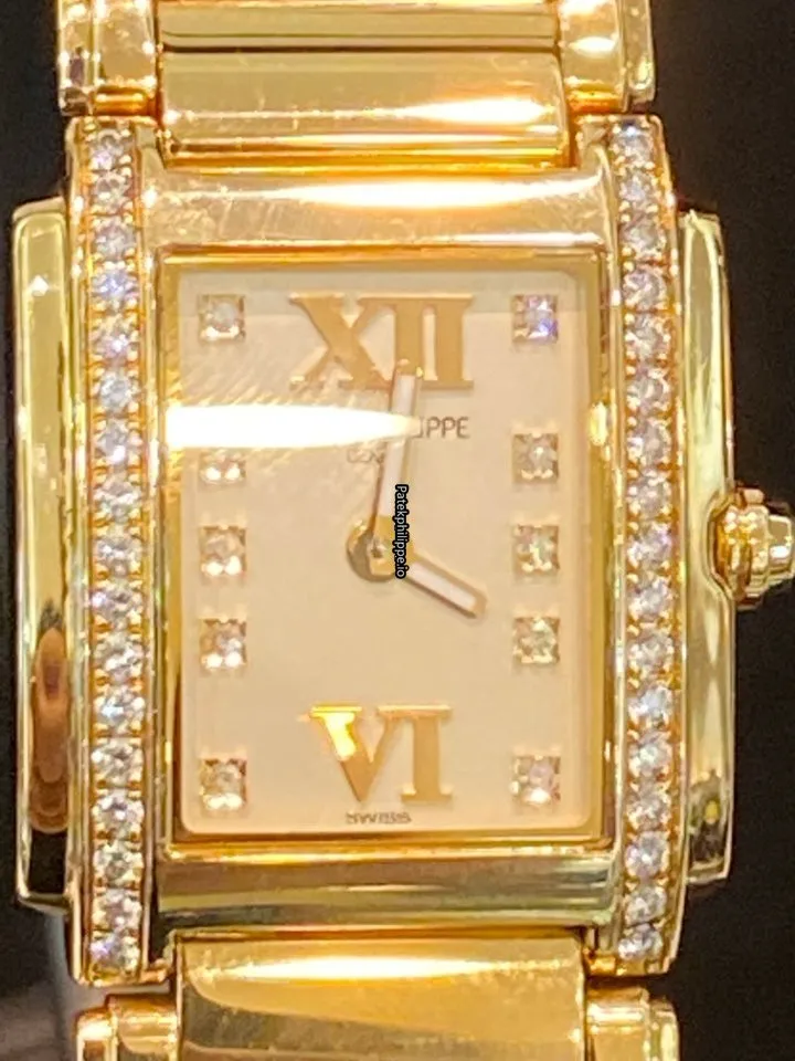 Patek Philippe Twenty-4 4908/11r Rose Gold Case Quartz