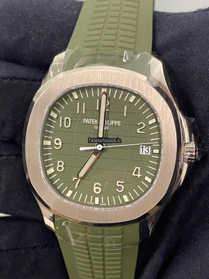Patek Philippe Aquanaut 5168g-010 42.2MM White Gold Case Automatic