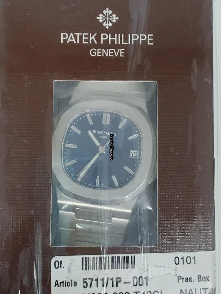 Alternative view of Patek Philippe Nautilus 5711/1p-001 40MM Platinum Case Automatic