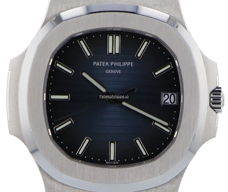 Patek Philippe Nautilus 5711/1a-010 40x38MM Steel Case Automatic