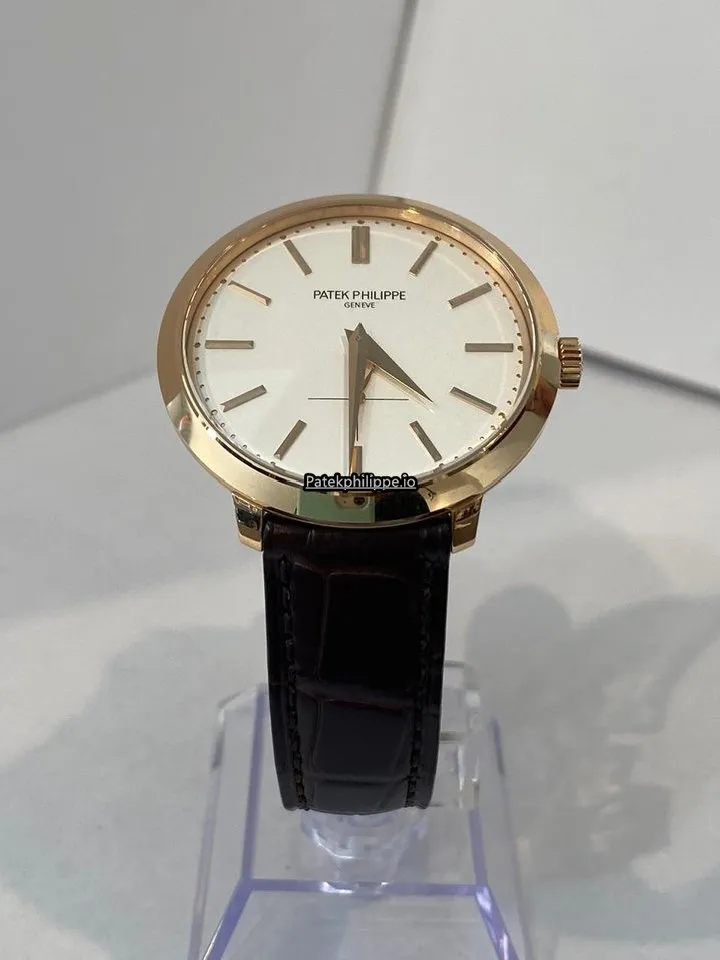 Alternative view of Patek Philippe Calatrava 5123r-001 38MM Rose Gold Case Manual Winding