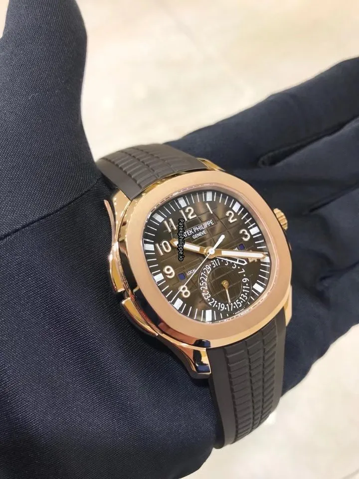 Alternative view of Patek Philippe Aquanaut 5164r-001 40.8MM Rose Gold Case Automatic