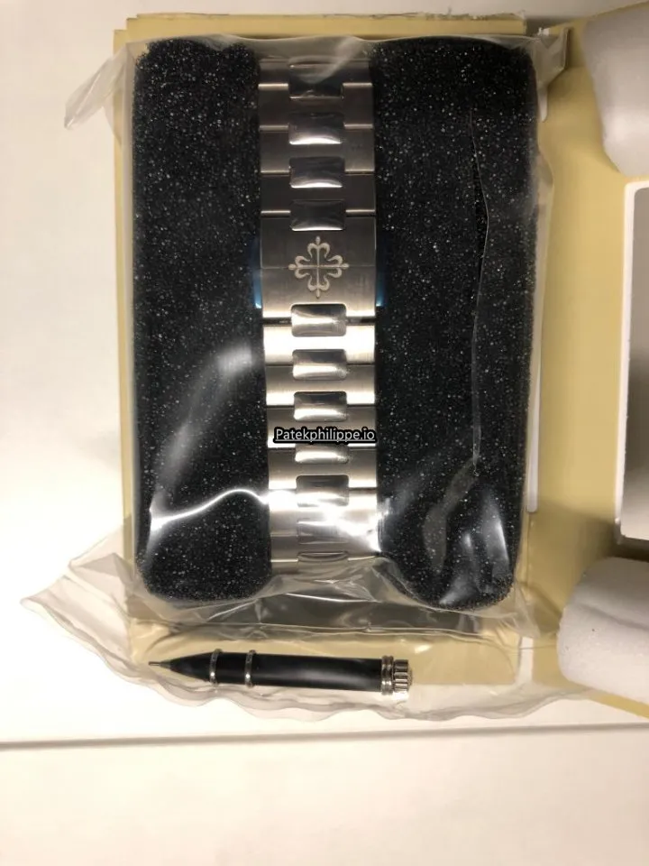 Alternative view of Patek Philippe Nautilus 40.5x44MM Steel Case Automatic