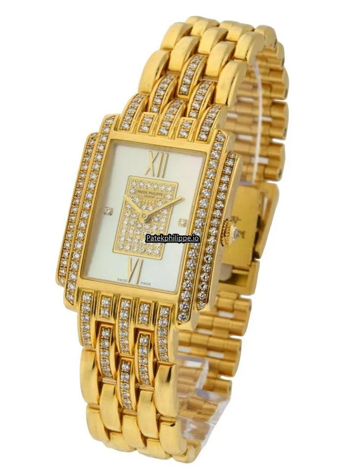 Patek Philippe Gondolo 4825/120j-001 28.5x22MM Gold/steel Case Quartz