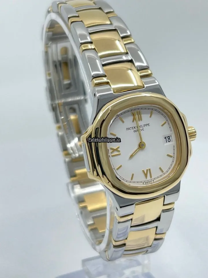 Alternative view of Patek Philippe Nautilus 4700/051 Gold/steel Case Quartz