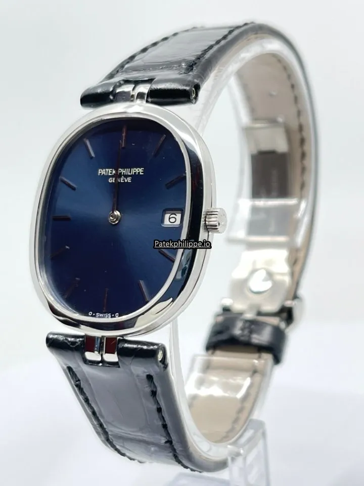 Alternative view of Patek Philippe Golden Ellipse 3930 34x29MM Steel Case Quartz