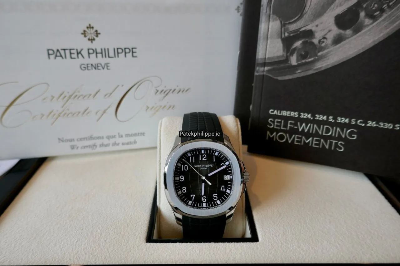 Patek Philippe Aquanaut 5167a-001 40MM Steel Case Automatic