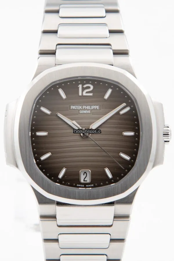 Patek Philippe Nautilus 7118/1a-011 35.2MM Steel Case Automatic