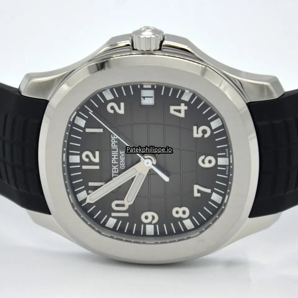 Alternative view of Patek Philippe Aquanaut 5167a-001 40MM Steel Case Automatic