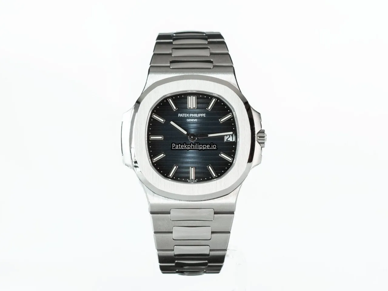 Patek Philippe Nautilus 5711/1a-010 40x38MM Steel Case Automatic