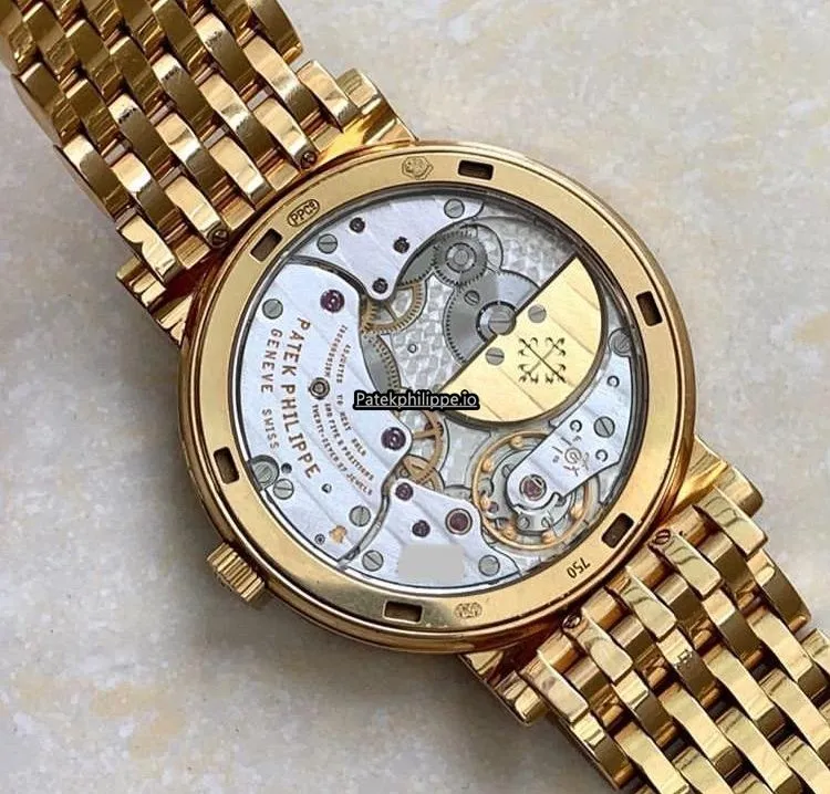 Alternative view of Patek Philippe Calatrava 5120/1j-001 35MM Yellow Gold Case Automatic