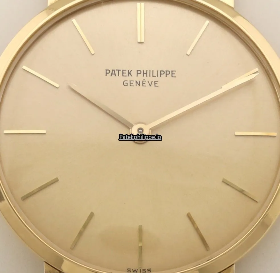 Alternative view of Patek Philippe Calatrava 3538 Herrenuhr 33MM Yellow Gold Case Manual Winding