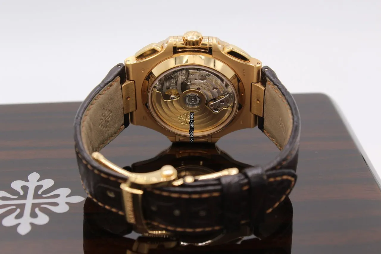 Alternative view of Patek Philippe Nautilus 5980r-001 40.5MM Rose Gold Case