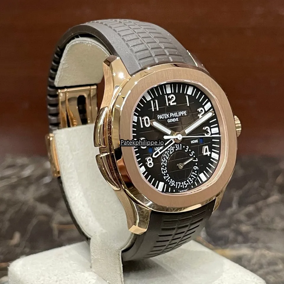 Alternative view of Patek Philippe Aquanaut 5164r-001 40.8MM Rose Gold Case Automatic