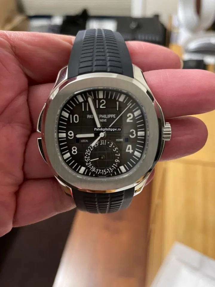 Alternative view of Patek Philippe Aquanaut 5164a-001 40.8MM Steel Case Automatic