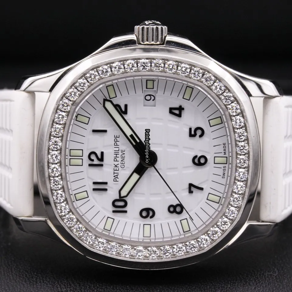 Patek Philippe Aquanaut 5067a-011 35.6MM Steel Case Quartz