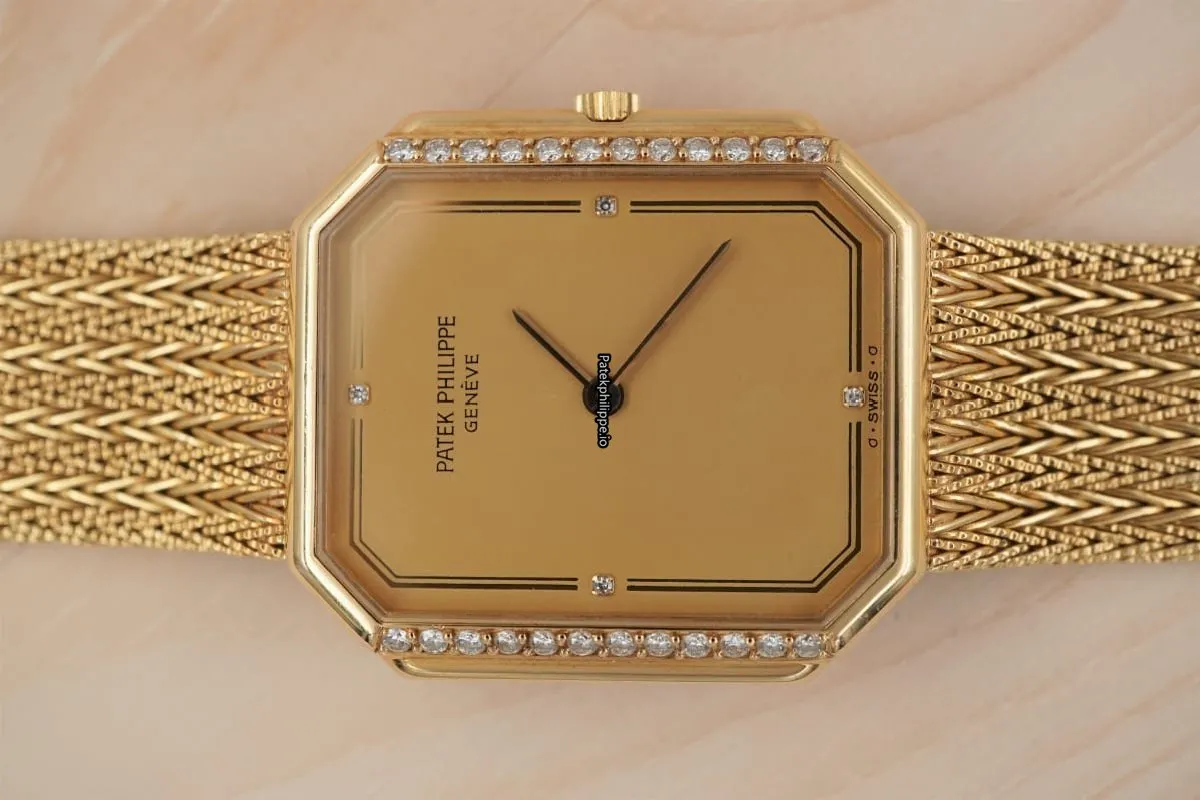 Alternative view of Patek Philippe Gondolo 30MM Yellow Gold Case Quartz