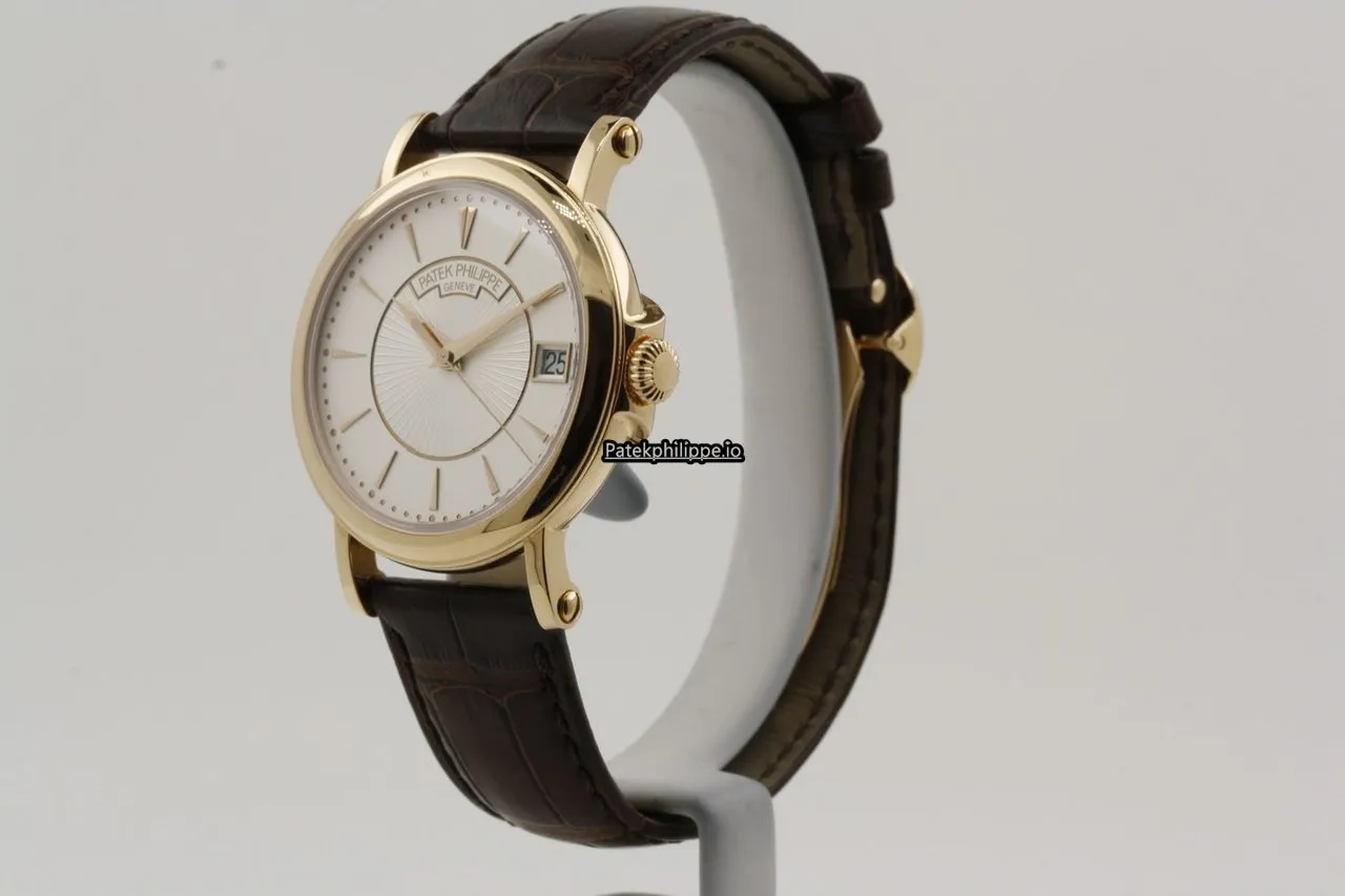 Alternative view of Patek Philippe Calatrava 5153r-001 38MM Rose Gold Case Automatic
