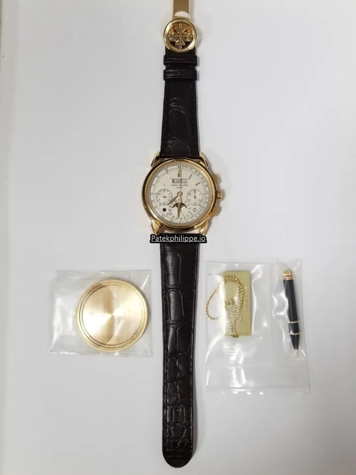 Alternative view of Patek Philippe Perpetual Calendar 5270r-001 41MM Rose Gold Case Manual Winding