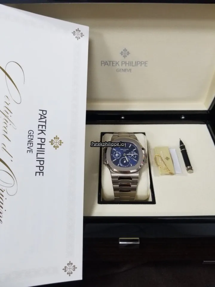 Patek Philippe Nautilus 5740/1g-001 40MM White Gold Case Automatic