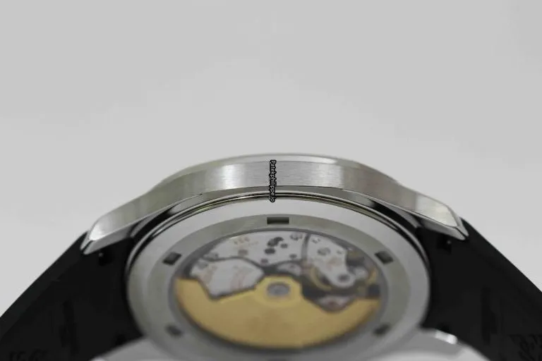 Alternative view of Patek Philippe Aquanaut 5167a-001 40MM Steel Case Automatic