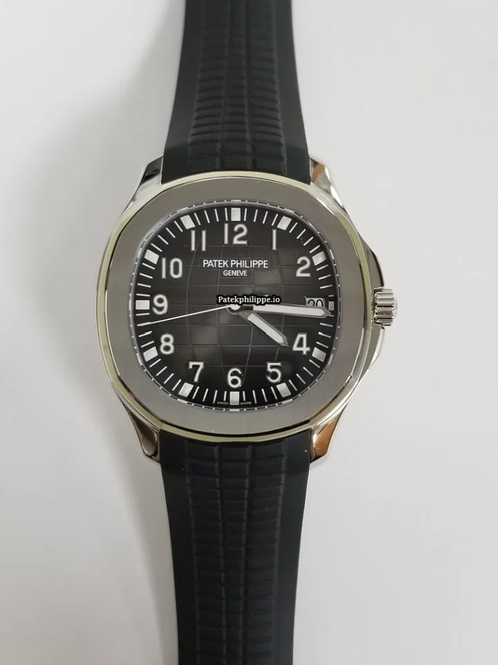 Patek Philippe Aquanaut 5167a-001 40MM Steel Case Automatic