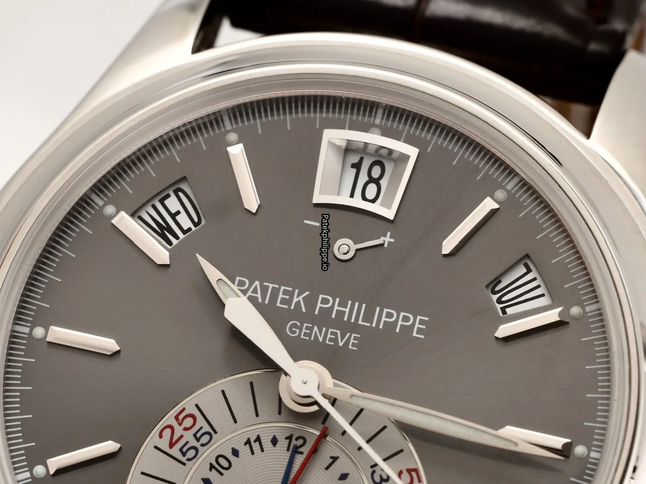Patek Philippe Annual Calendar 5960p-001 40MM Platinum Case Automatic
