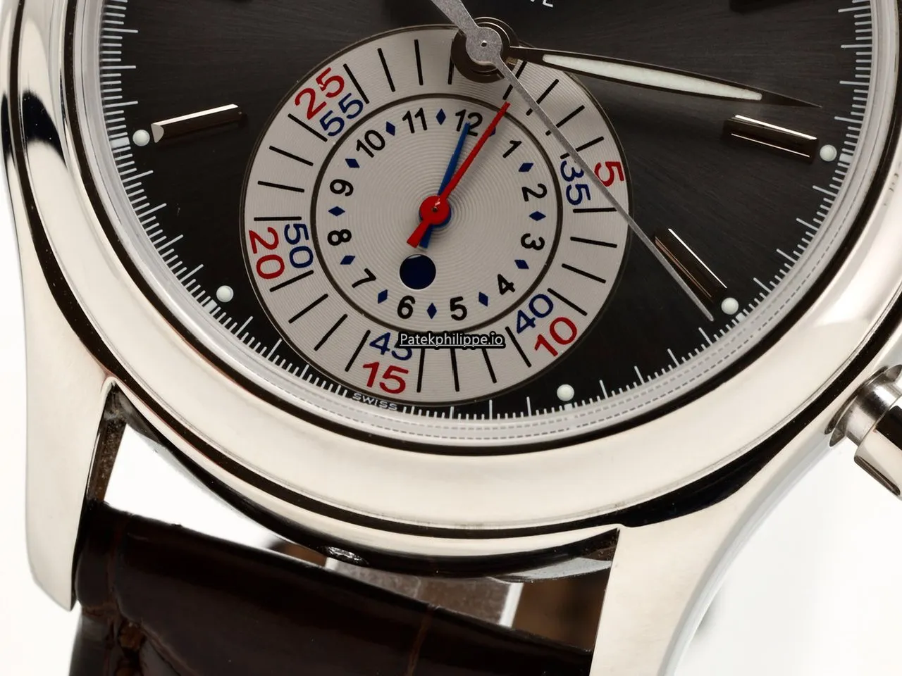 Alternative view of Patek Philippe Annual Calendar 5960p-001 40MM Platinum Case Automatic