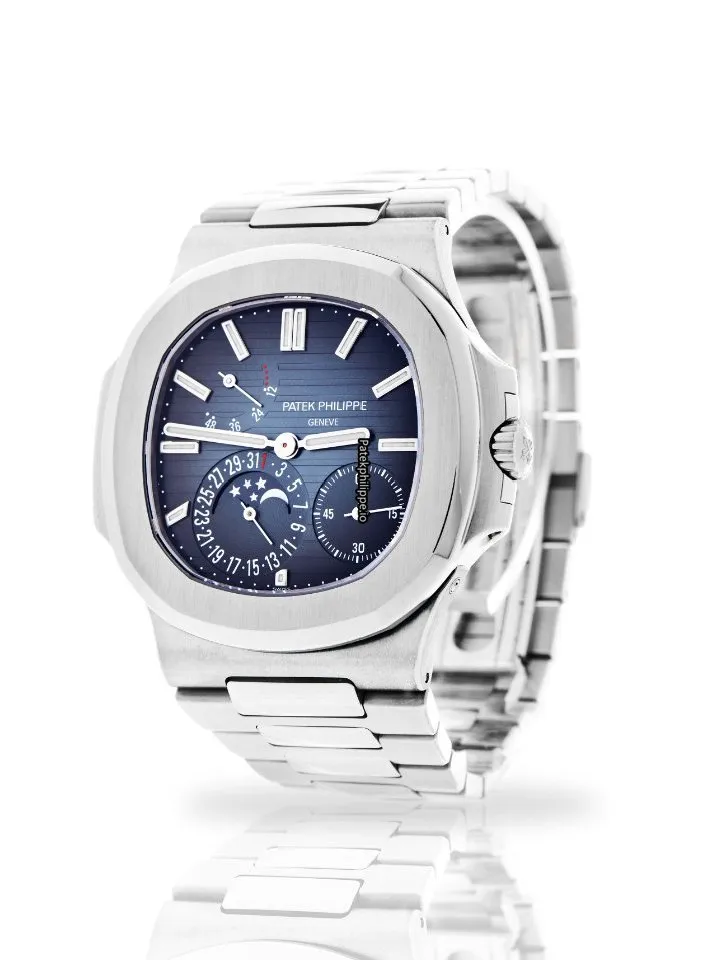 Patek Philippe Nautilus 5712/1a-001 40x38MM Steel Case Automatic