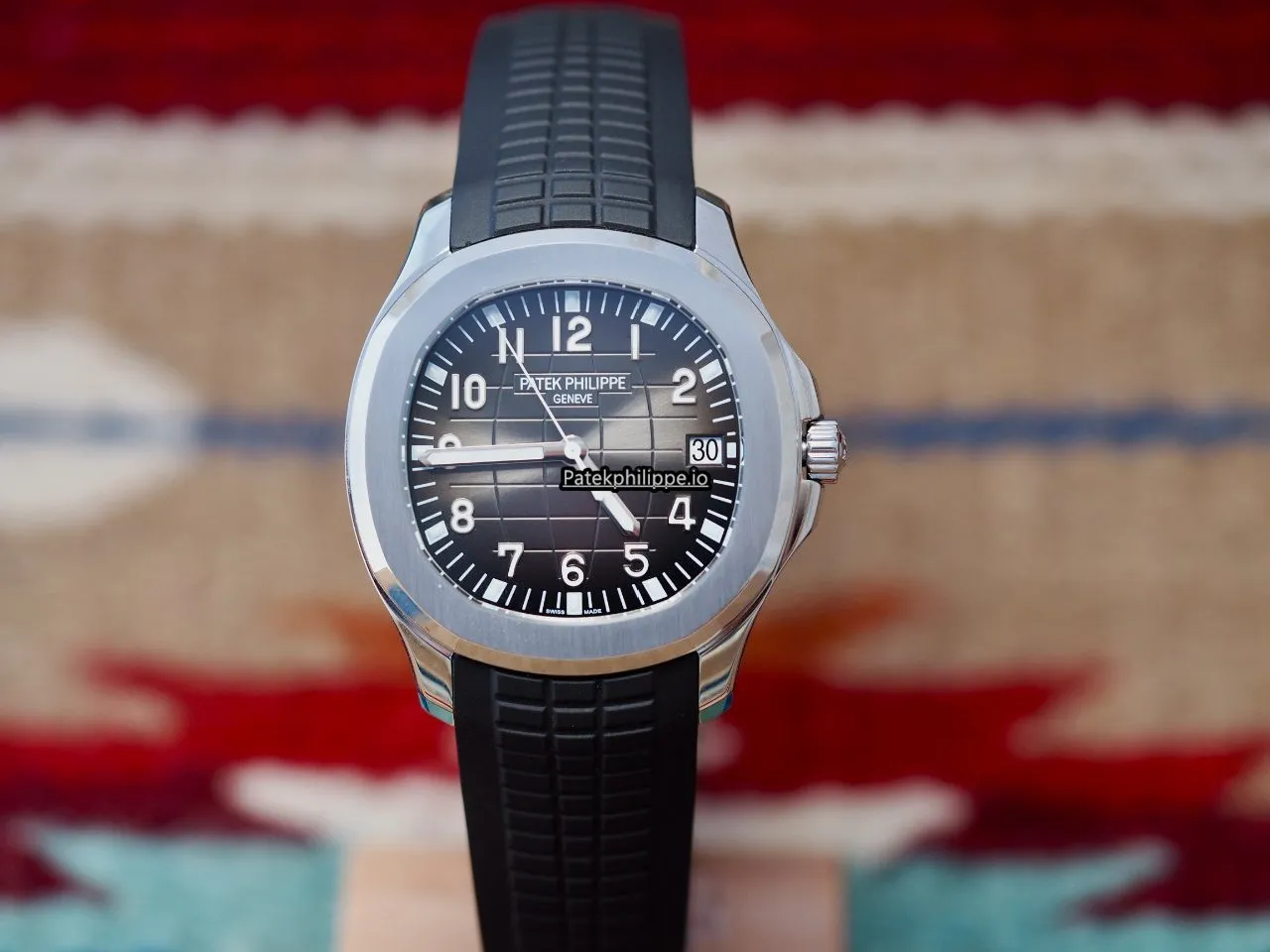 Alternative view of Patek Philippe Aquanaut 5167a-001 40MM Steel Case Automatic