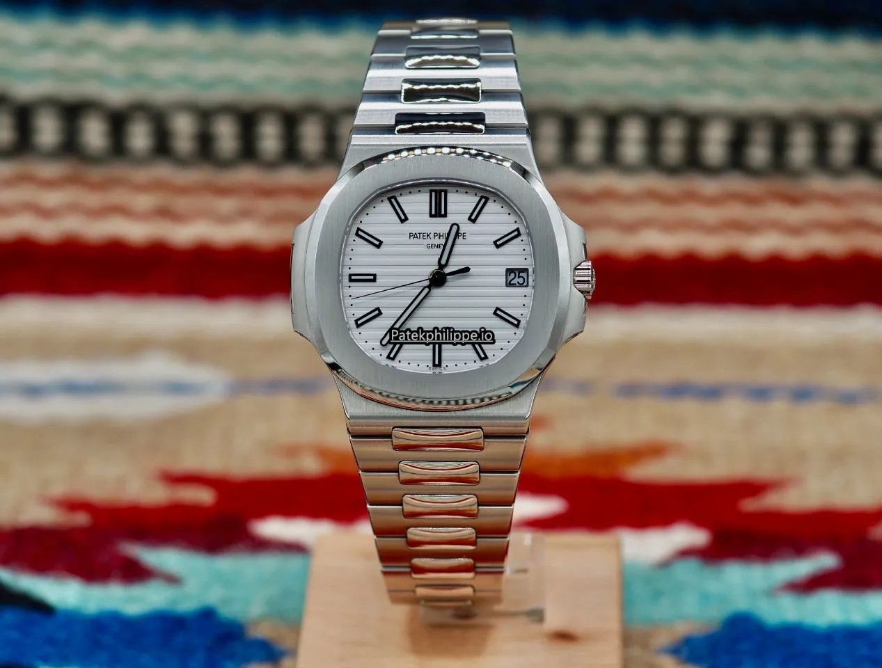 Patek Philippe Nautilus 5711/1a-011 40x38MM Steel Case Automatic